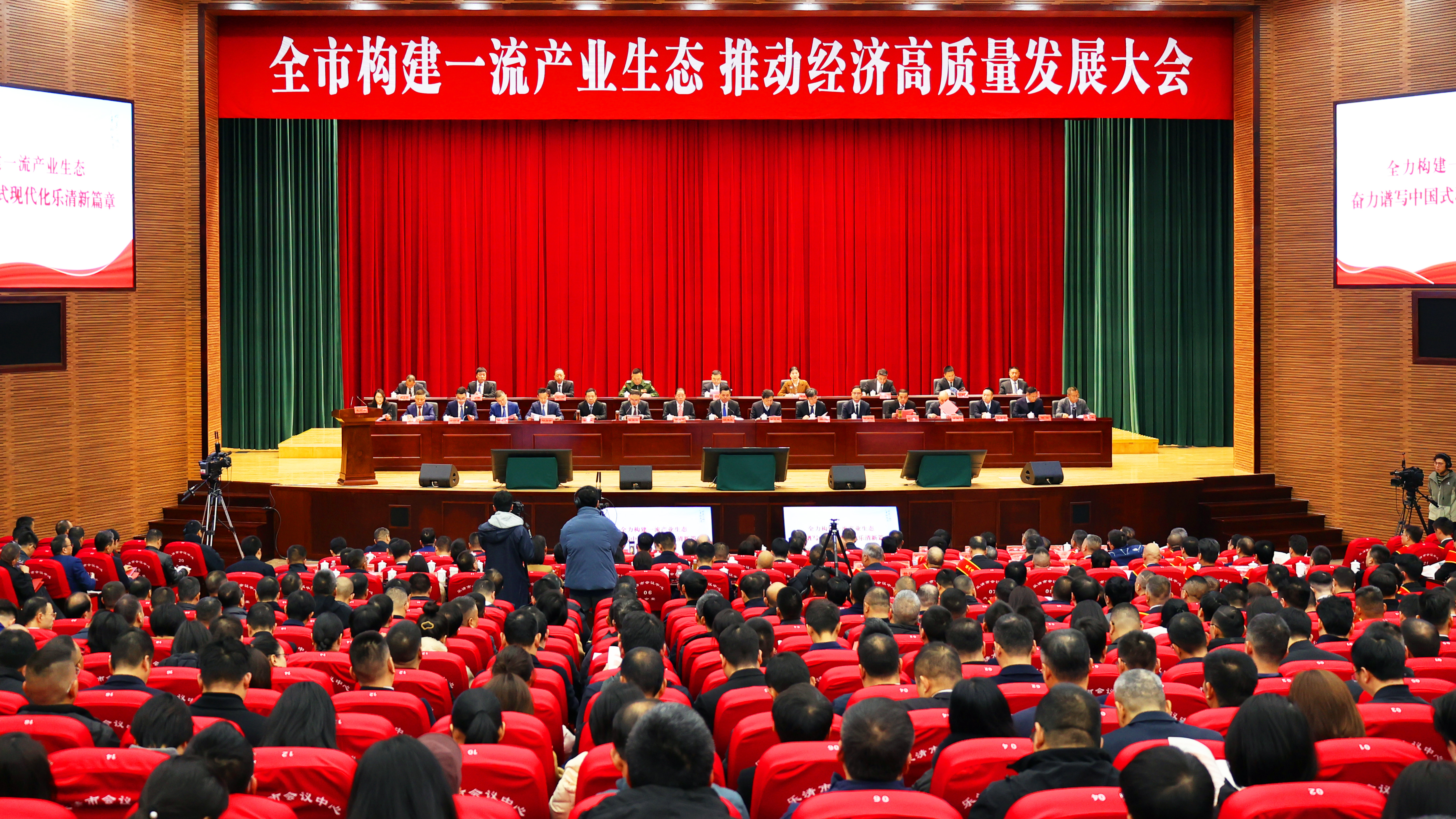 开门捷报！南宫28相信品牌的力量链接获多项“热辣滚烫”大奖